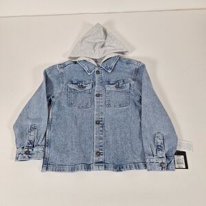Jean Jacket Size Small 6/7 Child’s Medium Wash With A Hood NWT Art Class Brand
